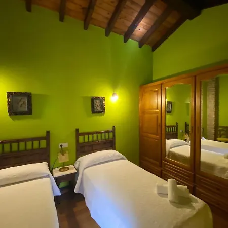 La Helguera Villanueva (Asturias)