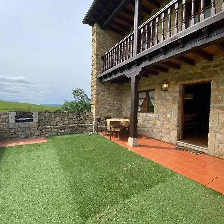 펜션 La Helguera Villanueva (Asturias)