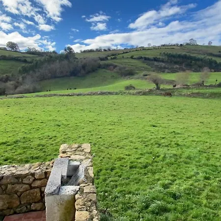 La Helguera * Villanueva (Asturias)